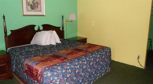 Super 8 By Wyndham Sonora Motel Exterior foto