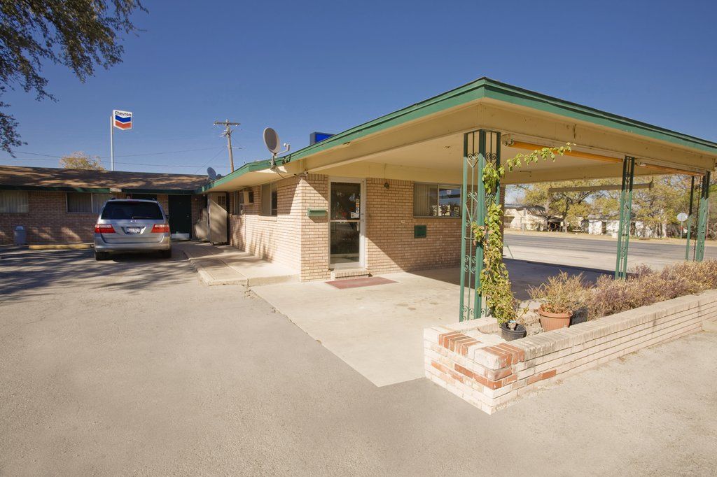 Super 8 By Wyndham Sonora Motel Exterior foto